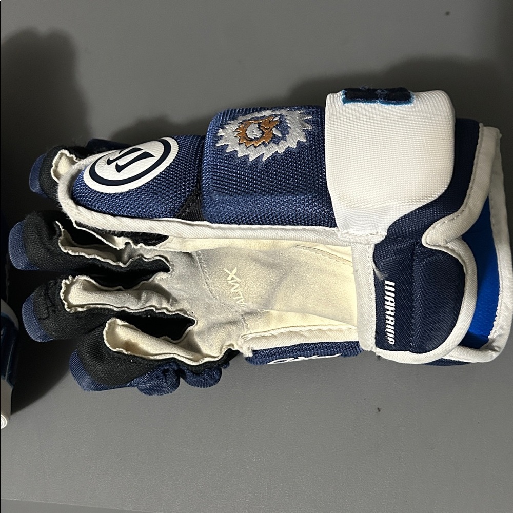 Warrior Junior Icemen size 12 Covert Blue and White Gloves - Picture 6 of 6